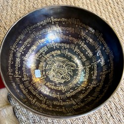 Bol Full Moon Gravé Conque Note Mi 1,2kg